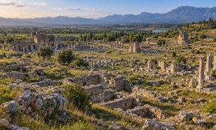Perge Antik Kenti