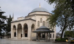 Şeyh Mustafa Devati Türbesi