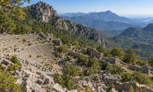 Termessos Antik Kenti: Tarihi, Kalıntıları ve Ziyaret Rehberi
