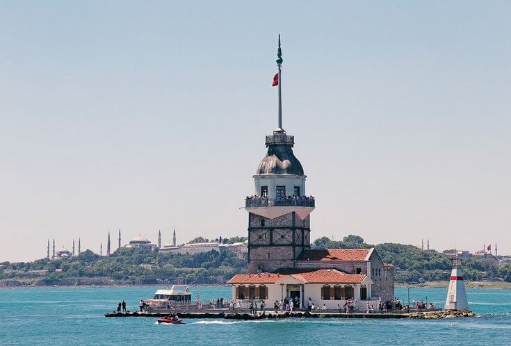 uskudar gezi rehberi tarihi gezilecek yerleri gorulmesi gereken yerleri turistik yerleri istanbul uskudar nerede nasil gidilir