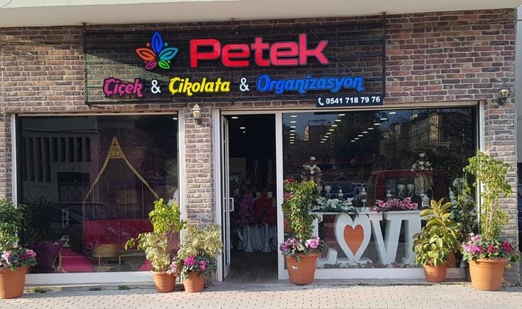 Petek Çiçek