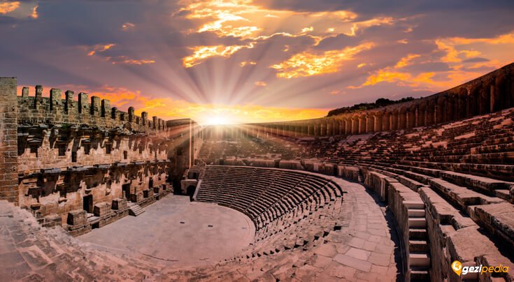 Aspendos Antik Tiyatrosu