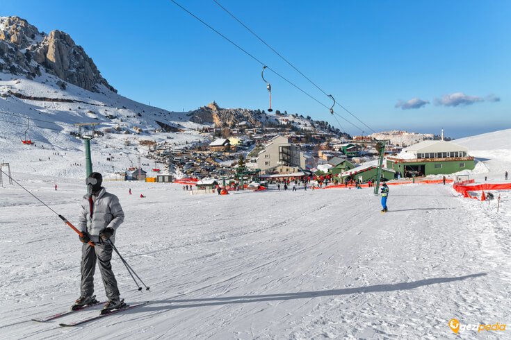 Saklıkent Kayak Merkezi