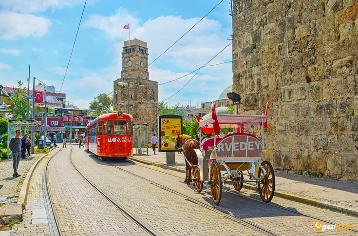 Antalya Tarihi Saat Kulesi