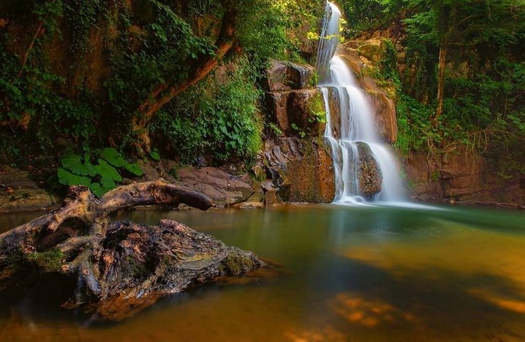 Gölderesi Şelalesi