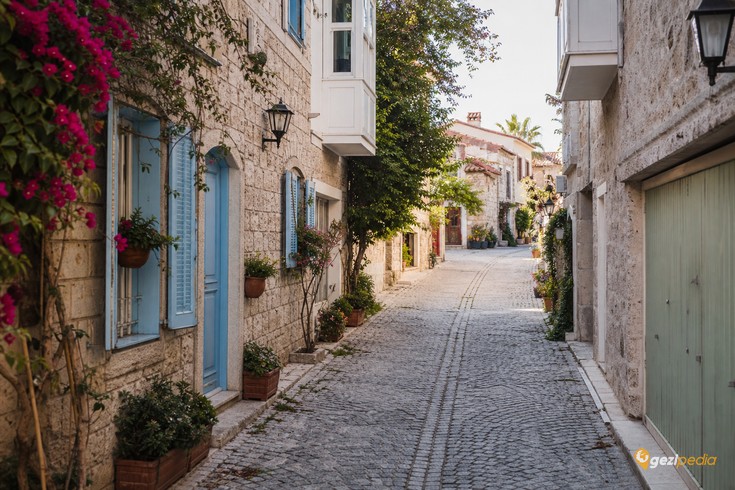 Alaçatı Tatili Öncesi Bilinmesi Gerekenler