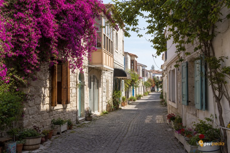 Alaçatı Tatili Öncesi Bilinmesi Gerekenler