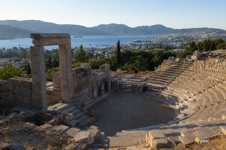 Muğla'da Gezilecek Yerler: En Güzel Tatil Rotaları ve Gezi Rehberi