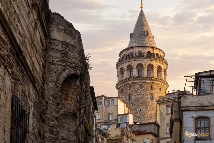 Galata Kulesi Gezi Rehberi