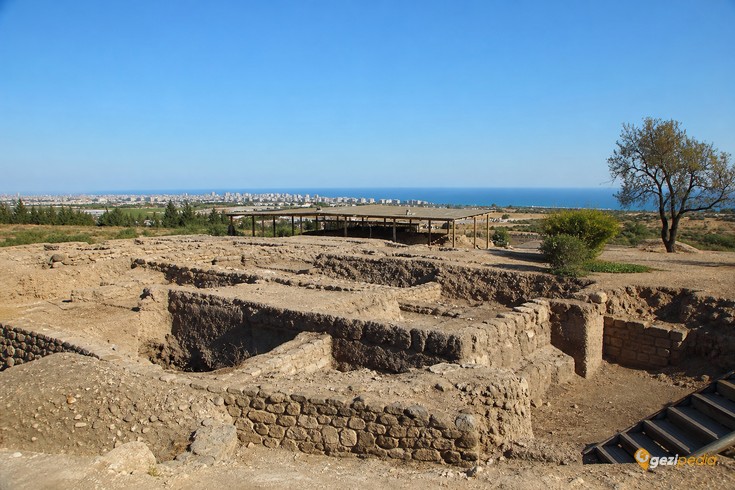 Yumuktepe Höyüğü Gezi Rehberi