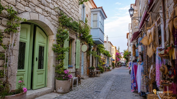 Alaçatıda Gezilecek Yerler