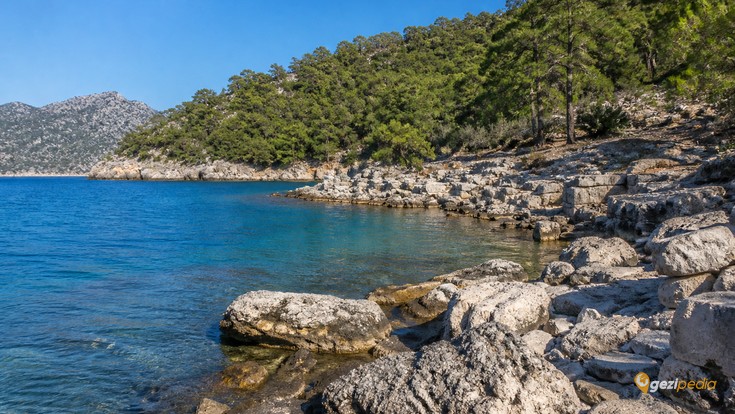 Fethiye'de Gezilecek Yerler: Plajlar, Koylar ve Doğa Rotaları