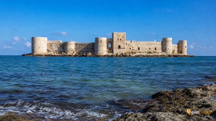 Kızkalesi Gezi Rehberi: Korykos, Deniz Kalesi ve Yakın Rotalar