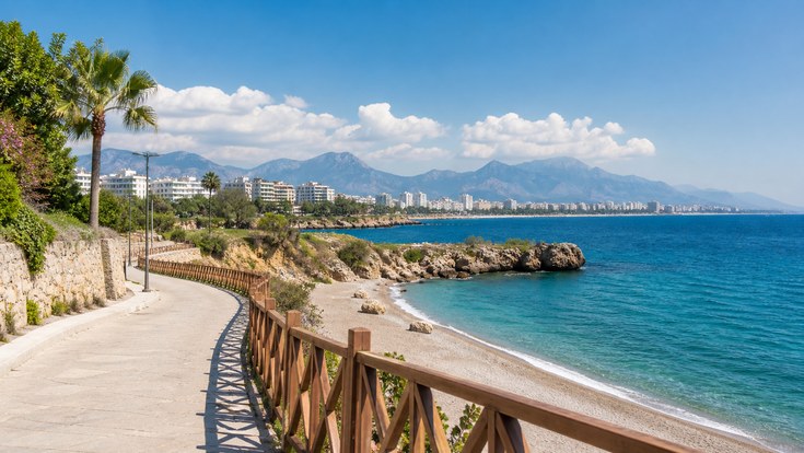 Antalya'da Konaklama Bölgeleri ve Tatil Planı