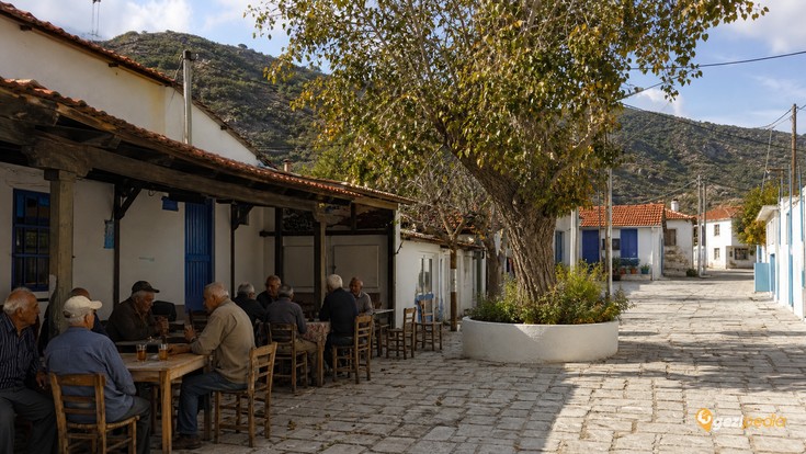 Foça Kozbeyli Köyü