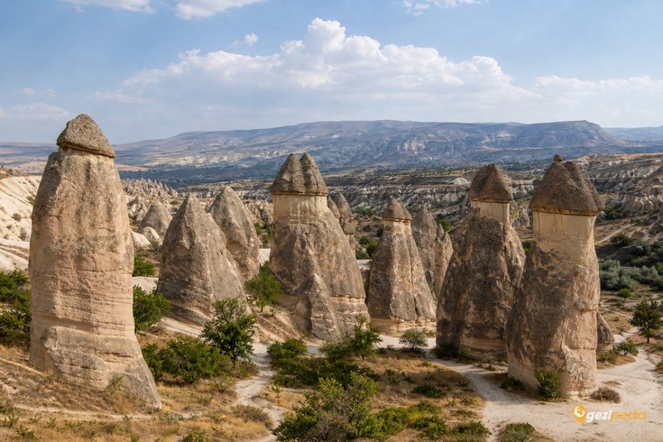 Paşabağ Peri Bacaları ve Rahipler Vadisi