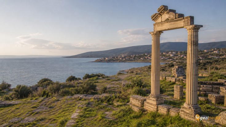 Dikili'de Gezilecek Yerler