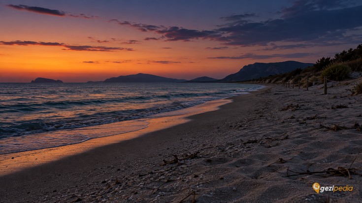 Antalya Patara Plajı: Gelemiş Kıyısında Gezi ve Koruma Rehberi